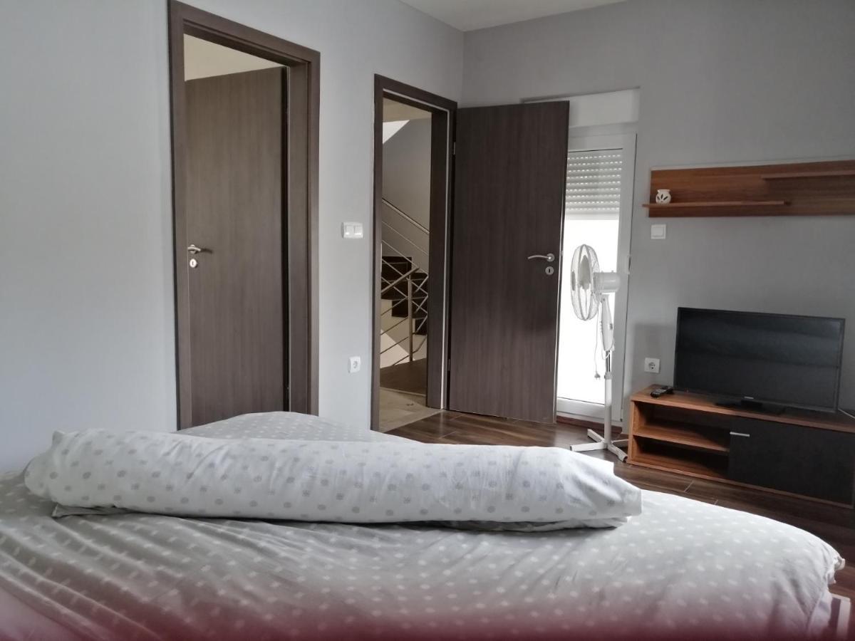 Apartments Lapaz Sveti Martin Na Muri Esterno foto
